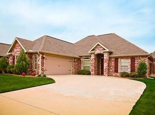 2001 W Morter Pl, Rogers, AR 72758