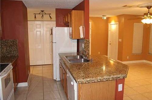 2nd image of 6433 Willoughby Cir