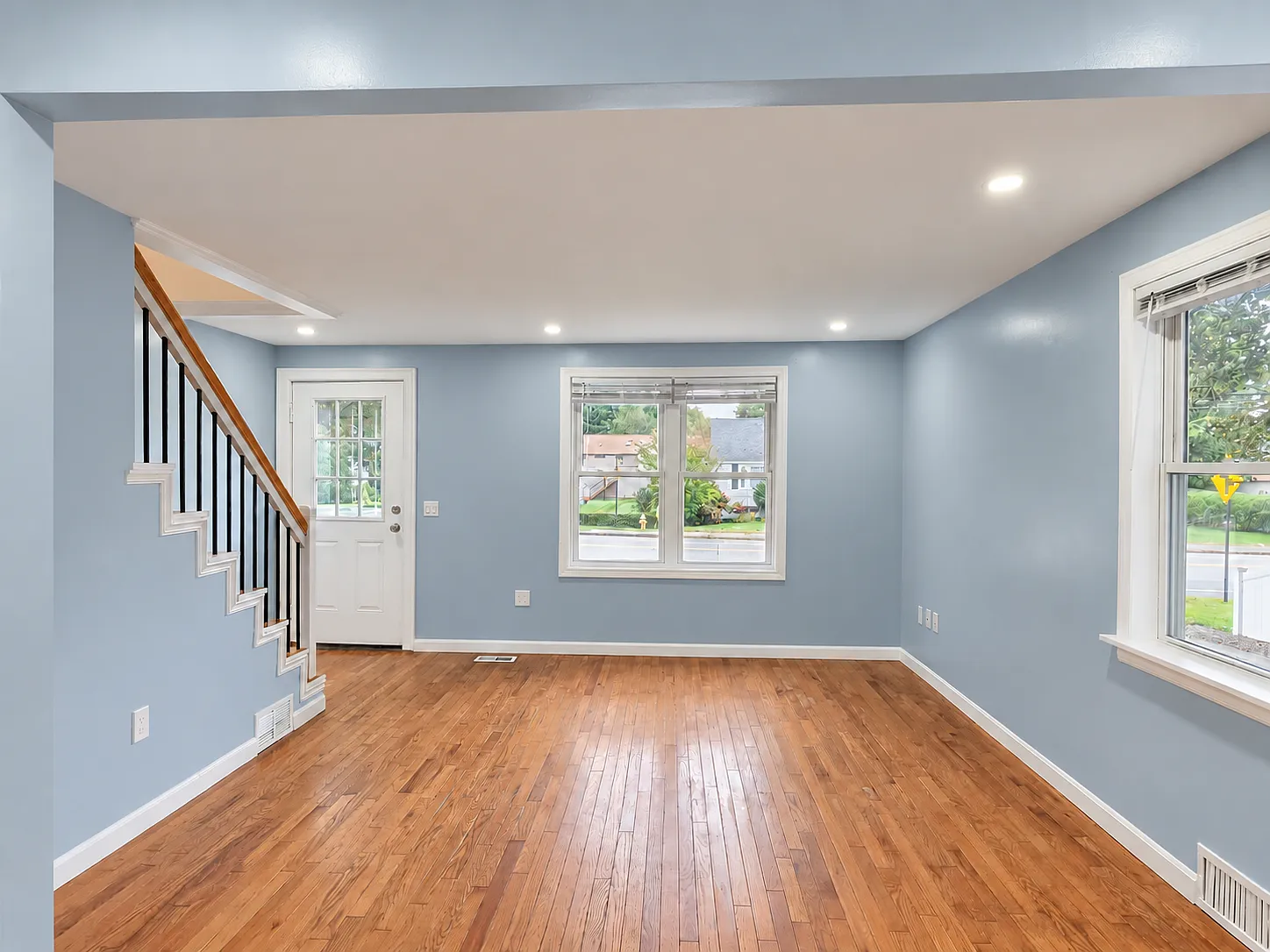 4 bed, 1180 sqft, $3,200 — Photo 4
