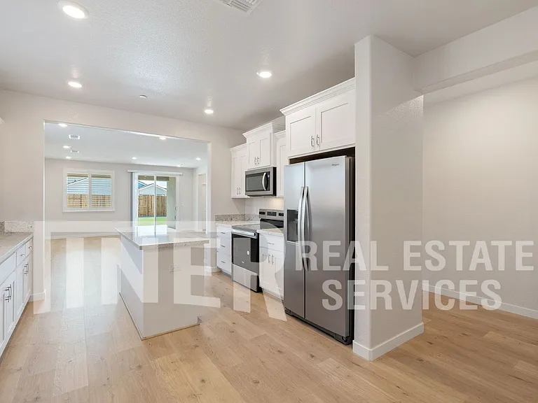 7160 El Cerrito Way — Photo 11