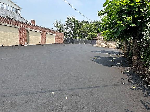 5th image of 93-95 Kentucky Ave