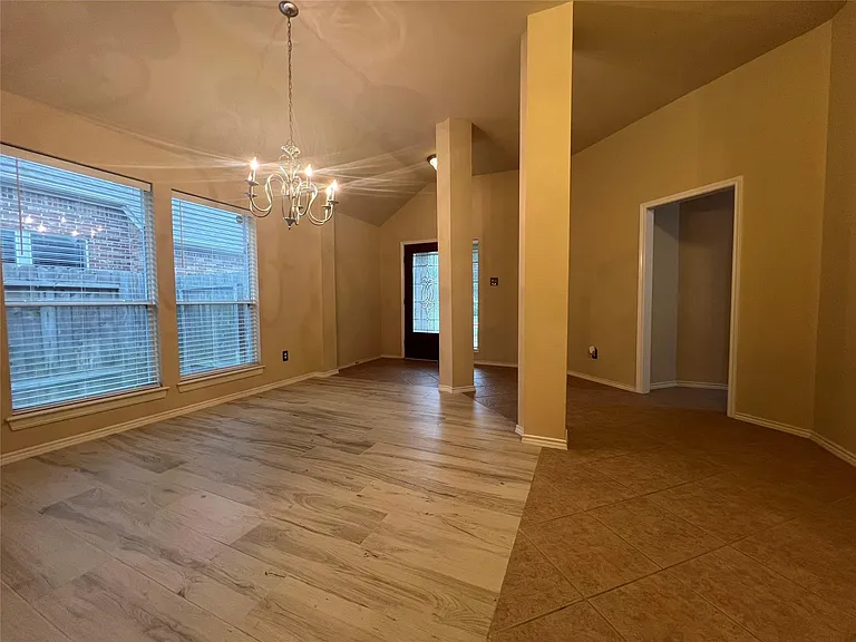 28106 Emma Gardens Ln — Photo 11