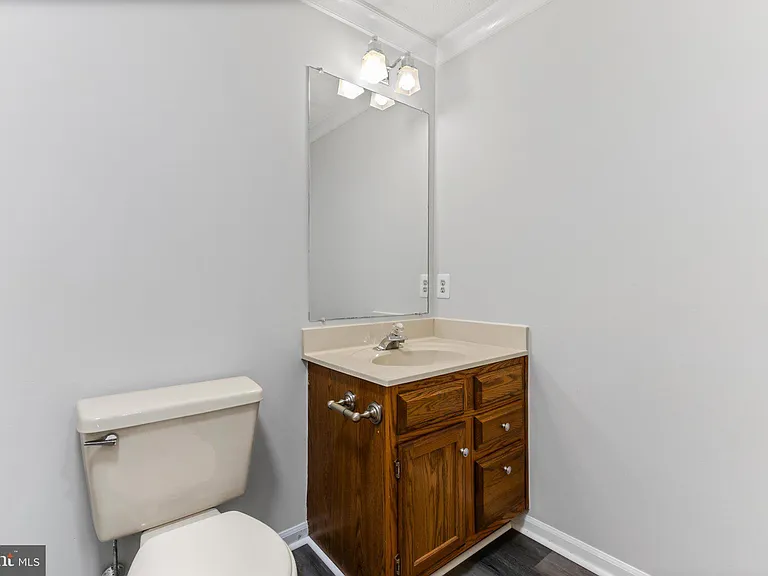 1232 Quaker Ridge Dr — Photo 26