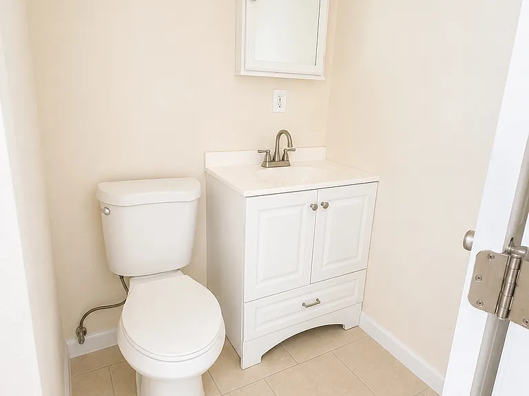 9622 Evers Ave #2 — Photo 6