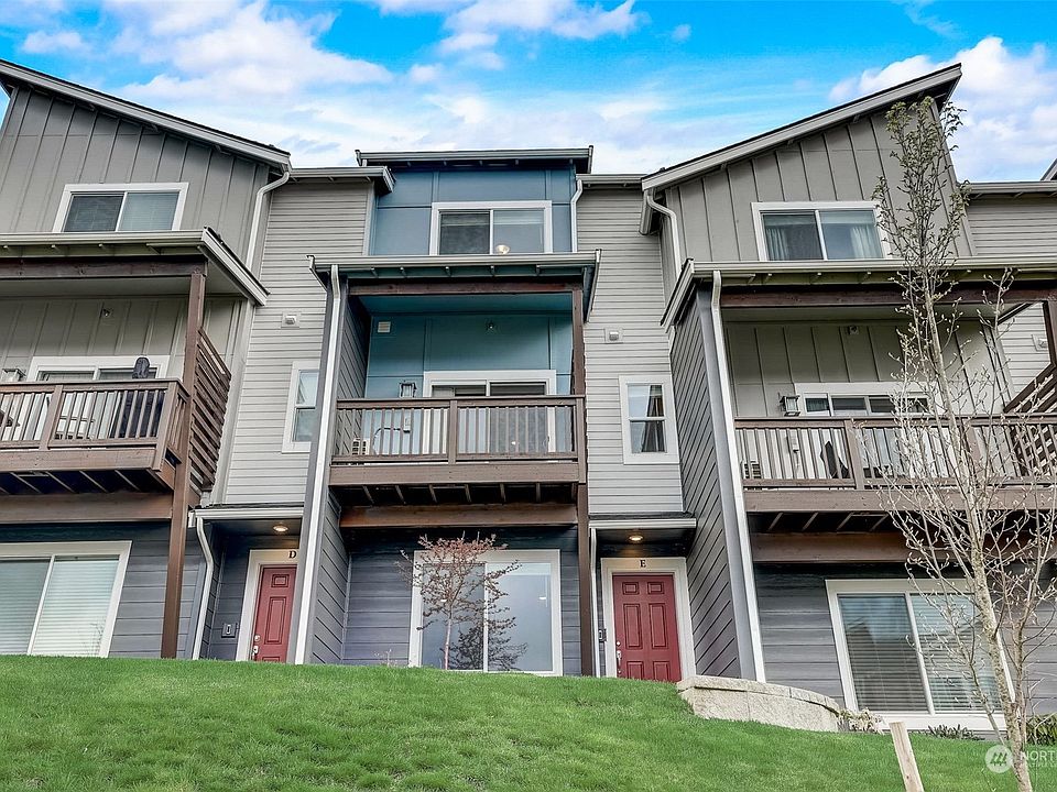 1st image of 17529 110th Avenue E #E