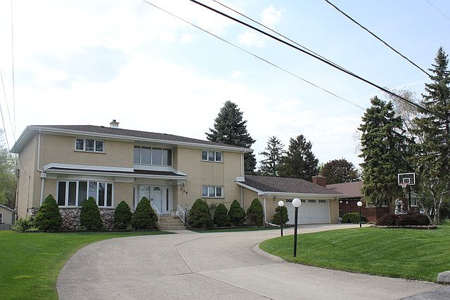 1st image of 304 Harvey Ave