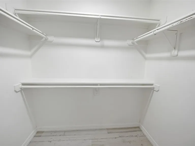 6811 Brighton Hill Ln — Photo 21