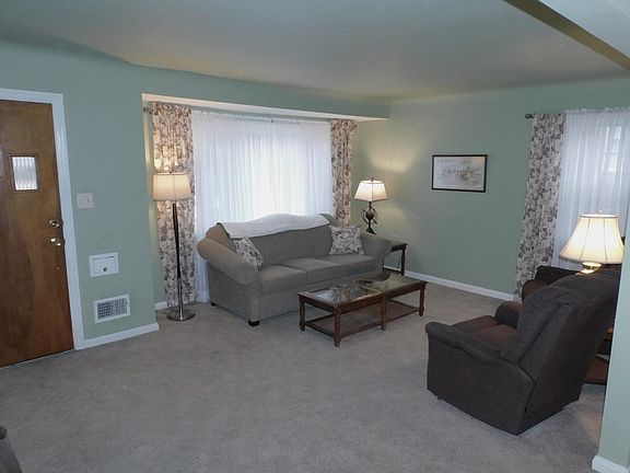 3rd image of 3960 Janett Ave
