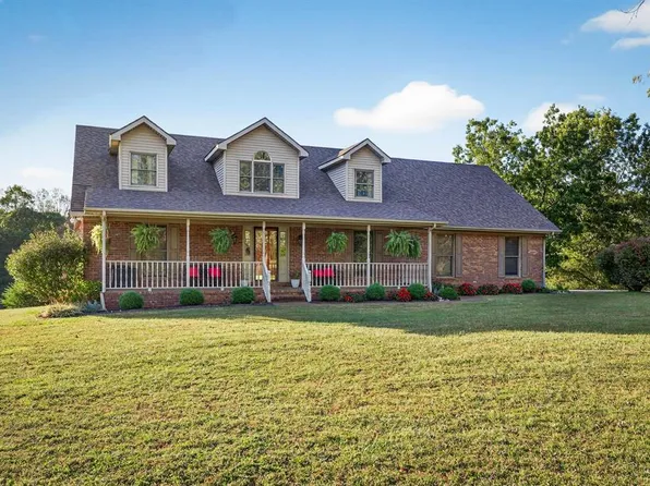 11132 Fields Rd S, Utica, KY 42376