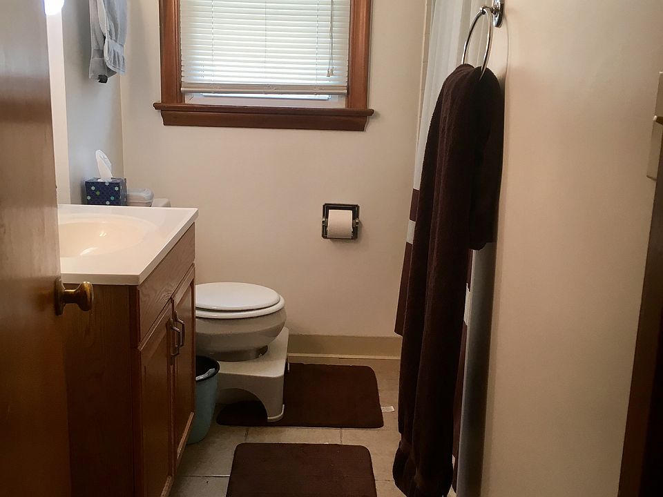 2nd image of 1536 Idlewood Ave