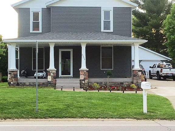 Street view of home. 