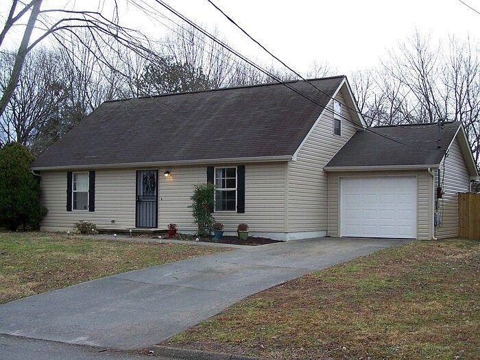 1st image of 1604 Sundrop Dr