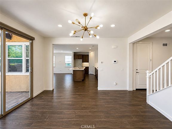 5th image of 10062 Elizabeth Ln
