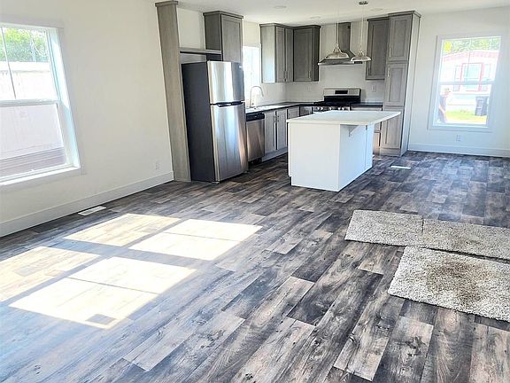 4th image of 413 Park Dr Lot 13