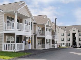 South Rock Apartments (Student Housing by the Bed), Slippery Rock, PA 16057