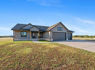 18311 W Highview Dr, Goddard, KS 67052