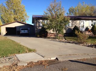 158 Spider Ln, Forsyth, MT 59327