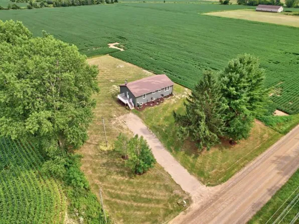 4750 Freiburger Rd, Snover, MI 48472