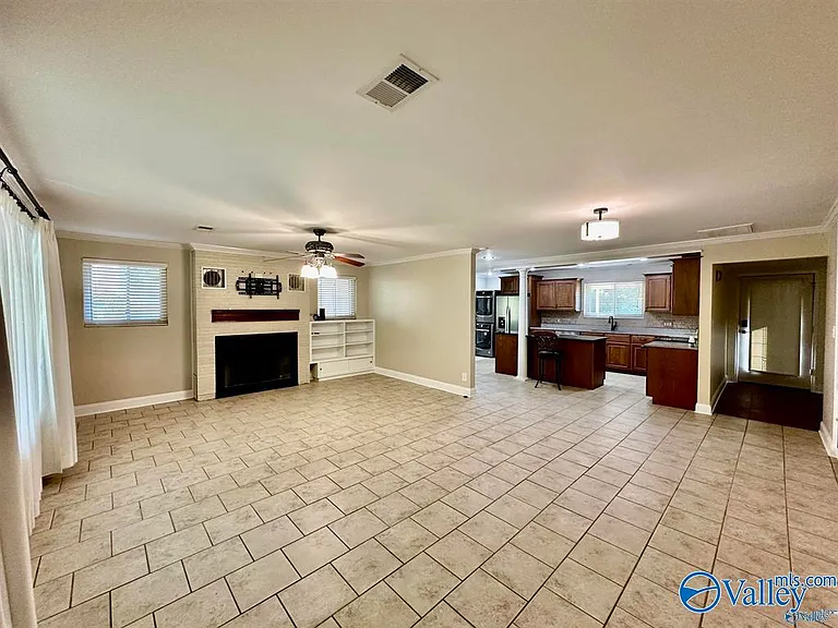 8613 Camille St — Photo 4