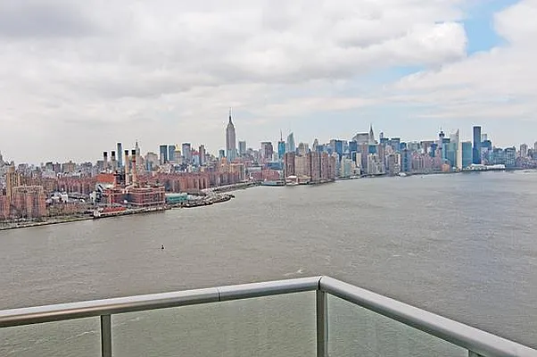 Rented by Evans Real Estate | media 11