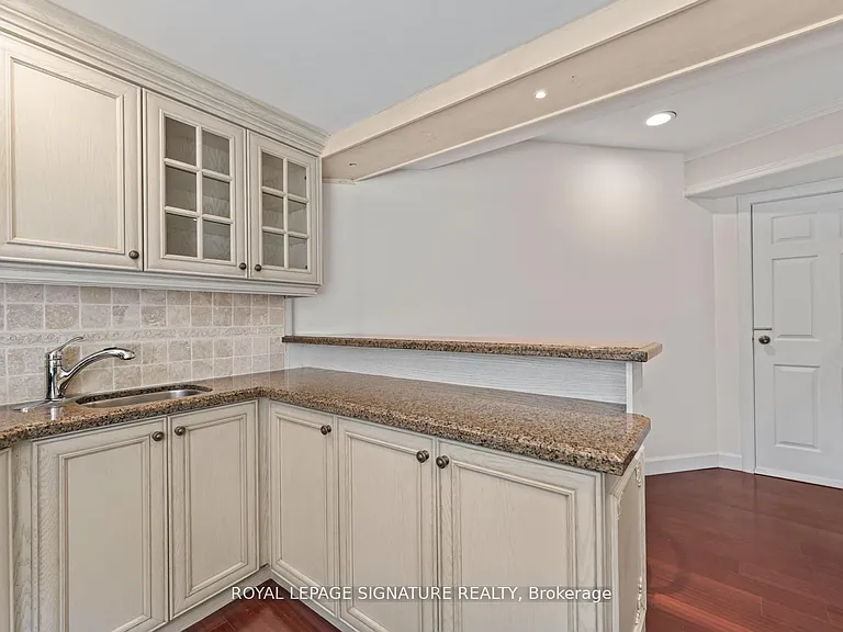 23 Brandy Ct — Photo 34
