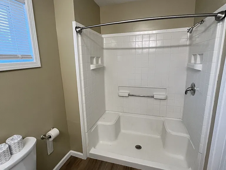 425 Paul Ave — Photo 56