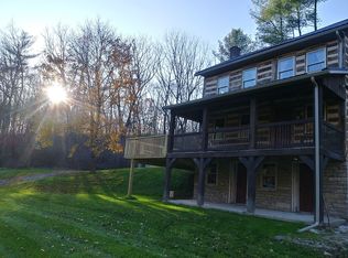 173 Darkwood Rd, Pine Grove, PA 17963