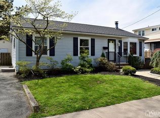 10 Seville Ave, Highland Park, NJ