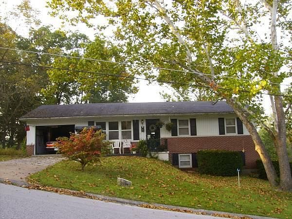1st image of 2223 Melody Dr
