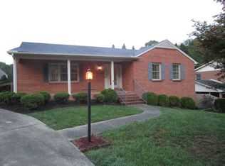 1050 Vicar Rd, Danville, VA 24540