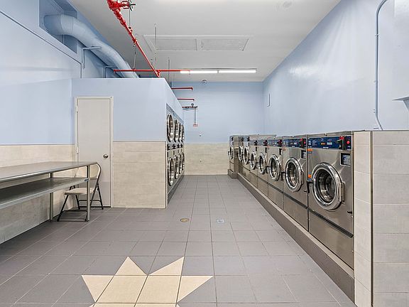 5th image of 42-65 Kissena Blvd Unit 511