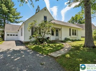 974 Juniper Rd, Hellertown, PA 18055