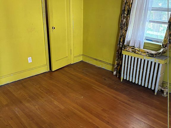 3rd image of 13535 226th Street