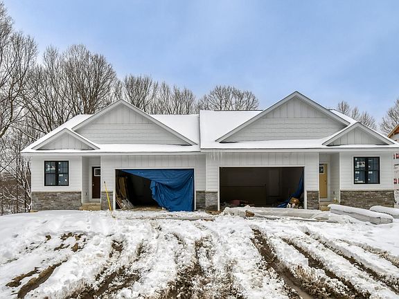 2nd image of 20383 Excelsior Blvd