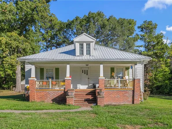 1729 Ashby St, Eden, NC 27288