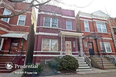 1st image of 2429 W Superior St