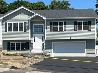 139 Blithewood Ave, Worcester, MA 01604