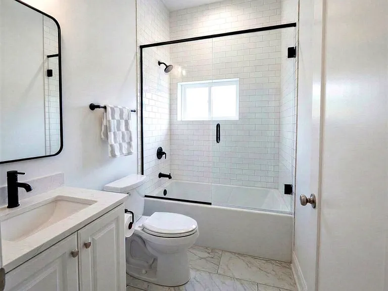 3107 N Harding Ave #1N — Photo 6