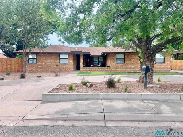 1202 Moore Ave, Roswell, NM 88201