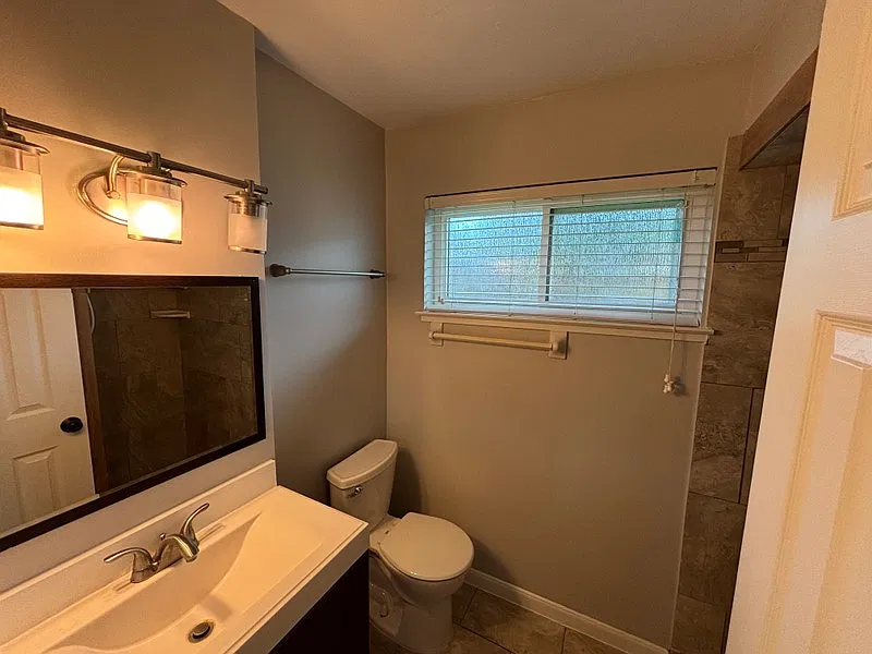 1 bed, 1.0 bath, 1641 sqft, $750 — Photo 1