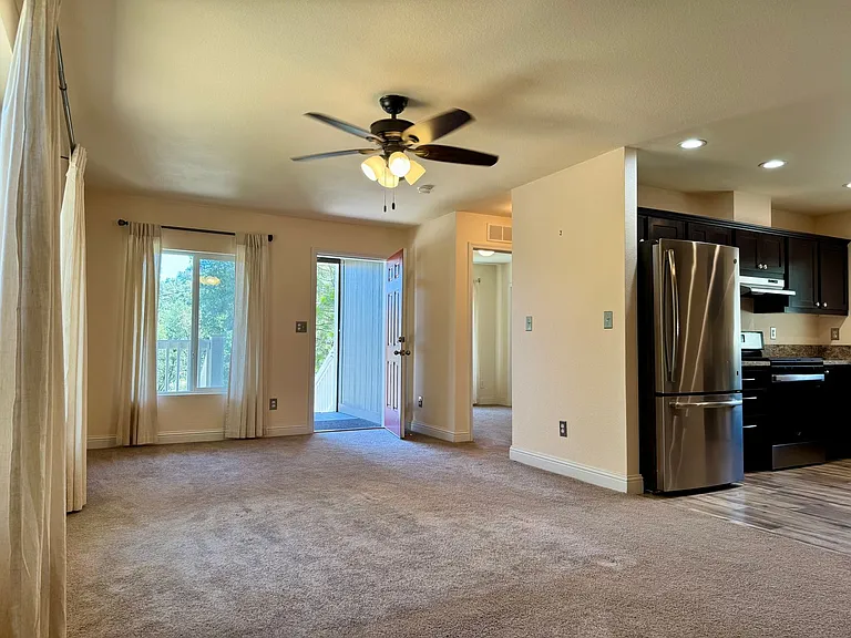 12114 Wolf Rd — Photo 6