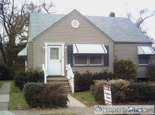 11 University Ave, Gloucester City, NJ 08030