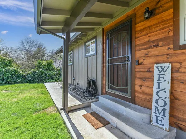 464 San Joaquin Ave, Angels Camp, CA 95222