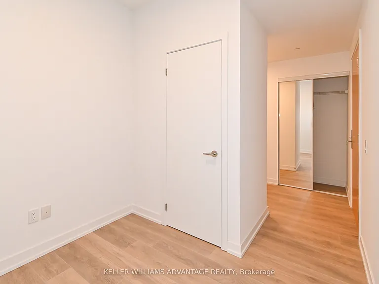150 Logan Ave #520 — Photo 22