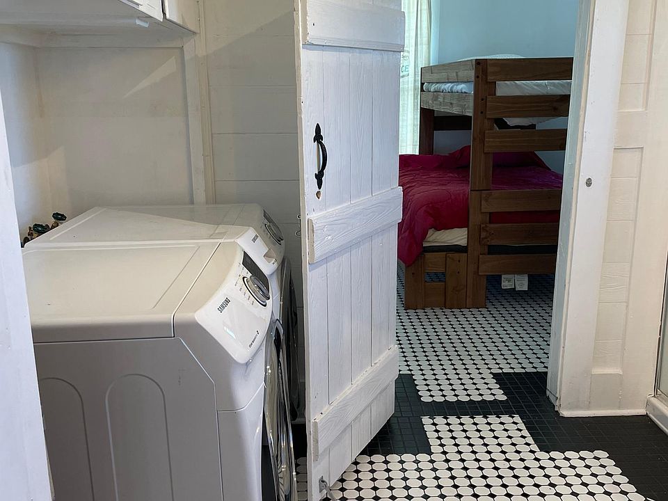 Laundry in Bathroom #1