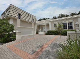 5928 Chanteclair Dr, Naples, FL 34108