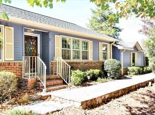 2 Stonecutter Ln, Taylors, SC 29687