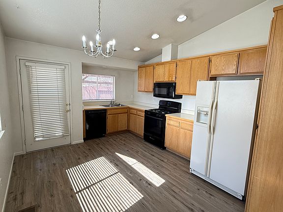5th image of 7607 Water View Way