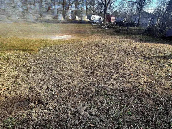 608 E Adams St, Hazen, AR 72064