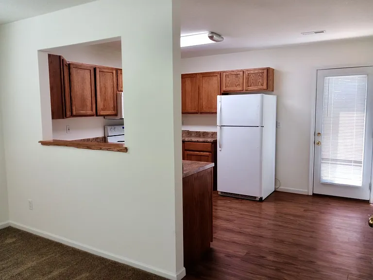 1720-1722 Juniper Dr — Photo 4